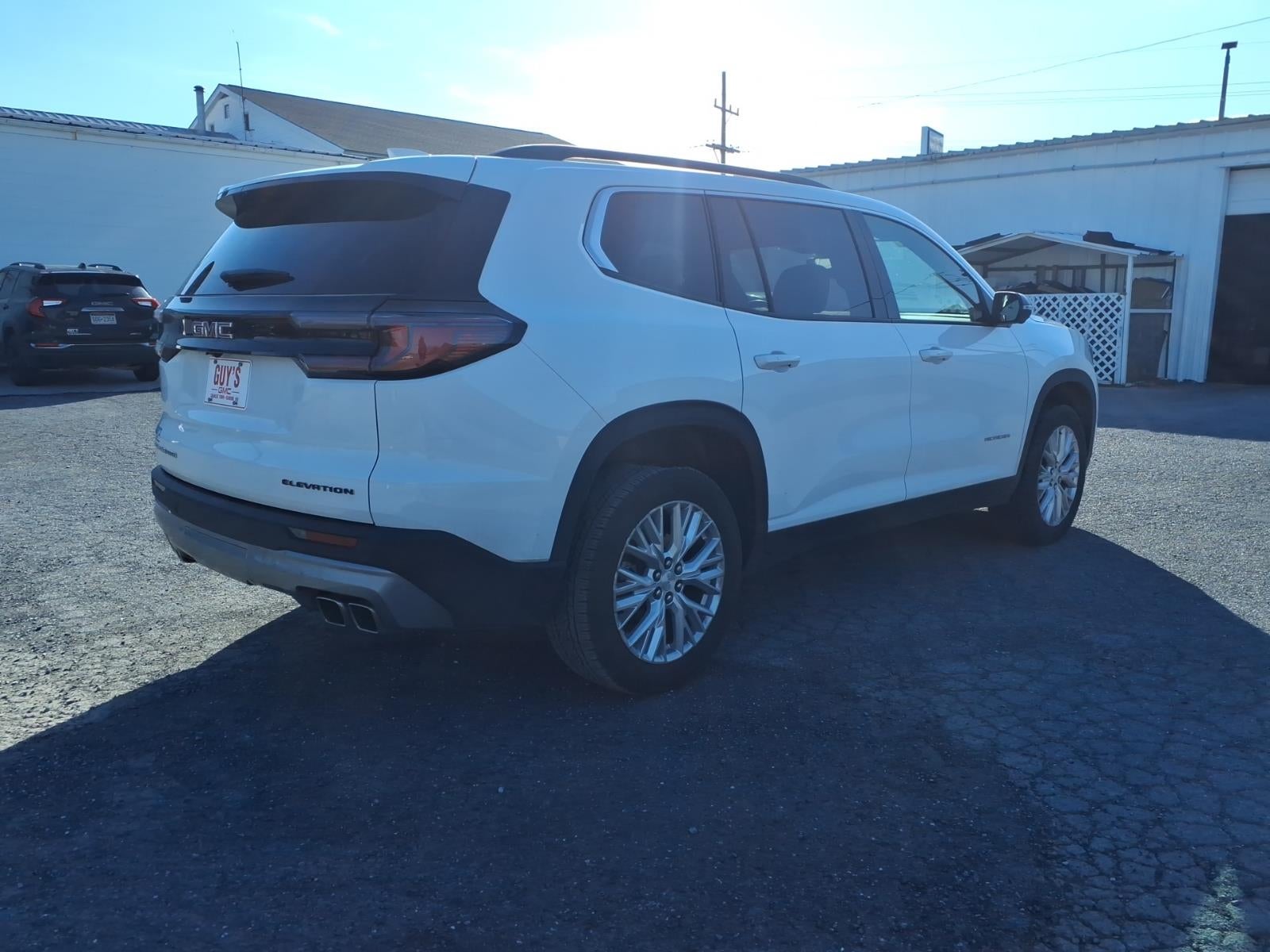 2025 GMC Acadia Elevation