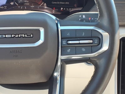 2024 GMC Acadia Denali