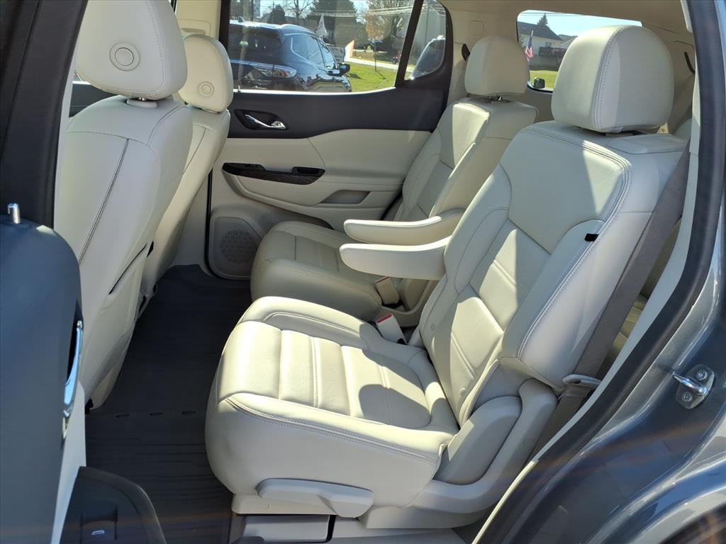 2022 GMC Acadia Denali