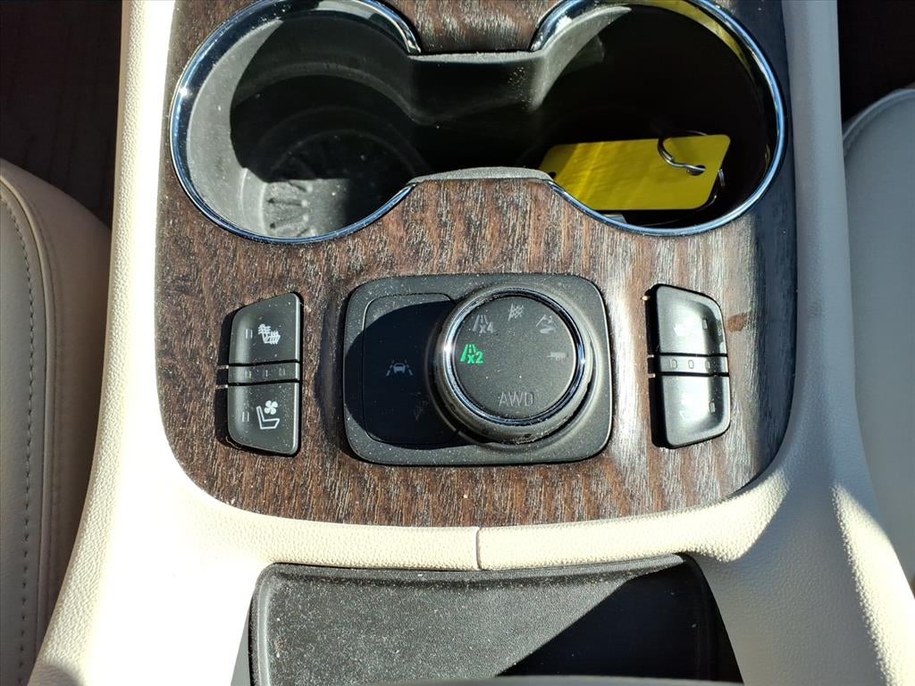 2022 GMC Acadia Denali