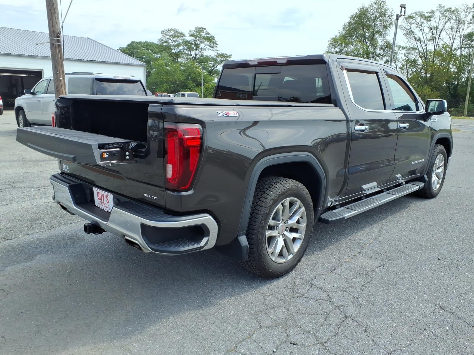 2021 GMC Sierra 1500 SLT